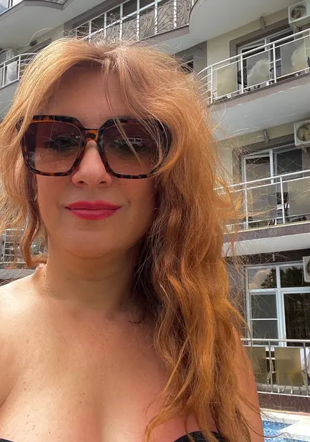 Elen из Санкт-Петербурга, мне 50, познакомлюсь на одну ночь