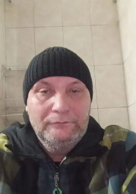 Я Артём, 42, знакомлюсь для совместных путешествий в Ангарске