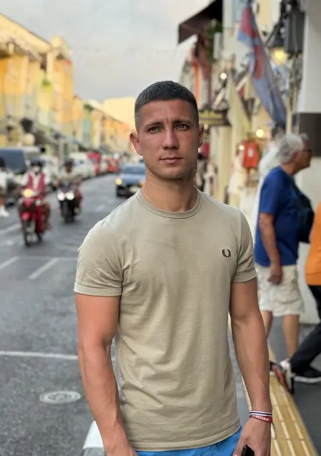 Я Алексей, 33, из Москвы, ищу знакомство для приятного времяпровождения
