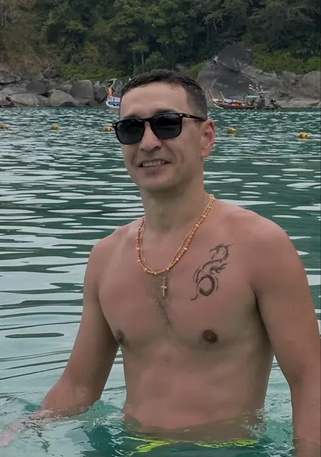 Я Metthew, 45, из Самары, ищу знакомства без обязательств