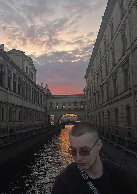 Влад из Москвы, ищу на сайте общение