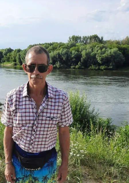 Вячеслав из Рязани, мне 55, познакомлюсь без обязательств