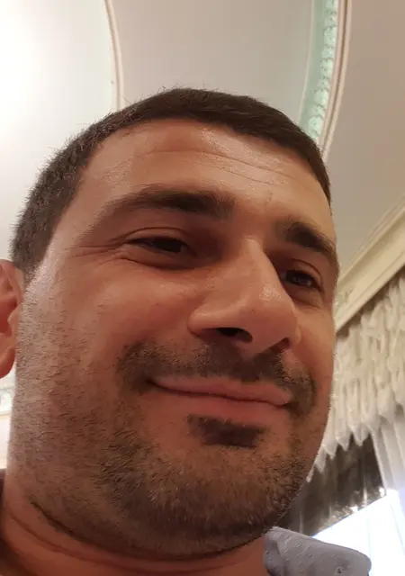 Артем из Невинномысска, ищу на сайте дружбу