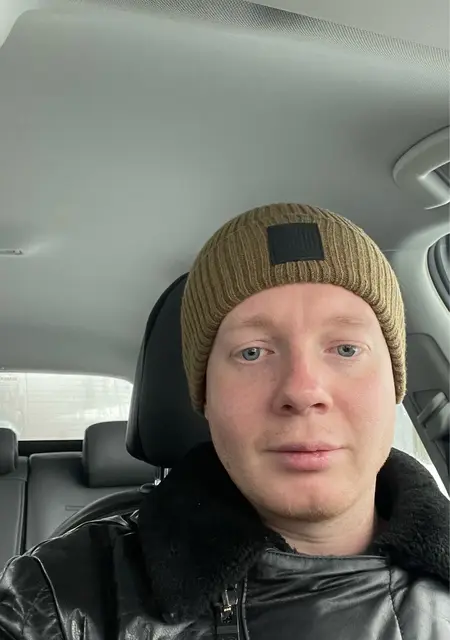 Я Игорь, 30, из Пскова, ищу знакомство для постоянных отношений