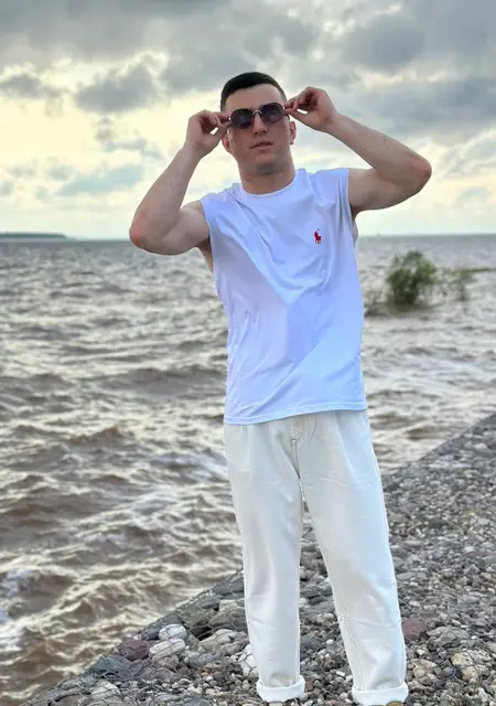 Я Шамил, 22, из Санкт-Петербурга, ищу знакомства без обязательств