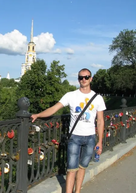 Roger из Скопина, ищу на сайте знакомства на одну ночь