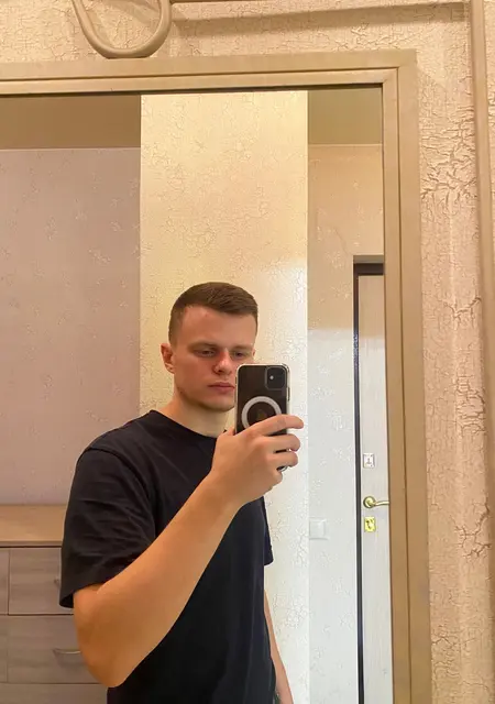 Антон из Вологды, ищу на сайте знакомства на одну ночь