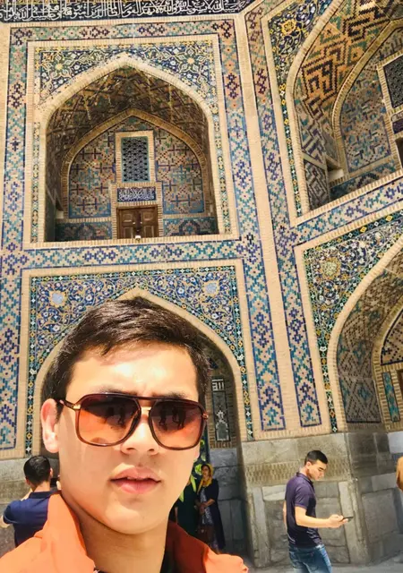 Я Сардор, 38, знакомлюсь для общения в Ульяновске