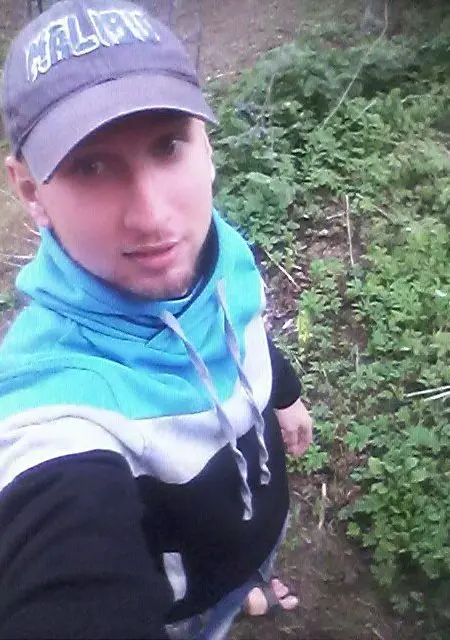 Я Виктор, 40, из Череповца, ищу знакомства на одну ночь