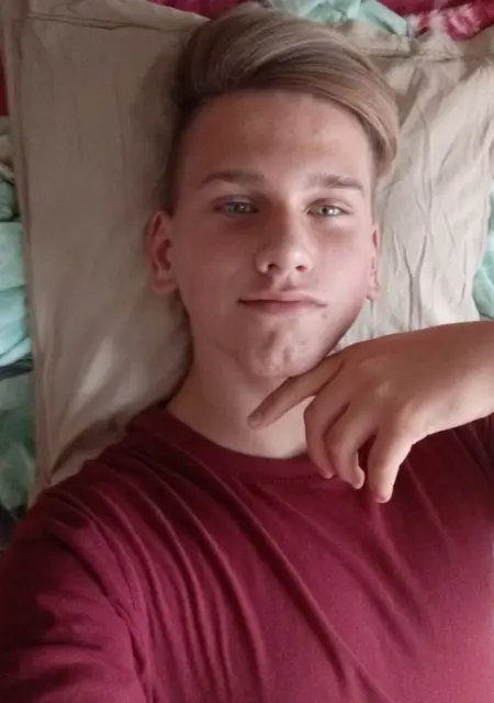 Alex-Dzo из Михайлова, ищу на сайте знакомства без обязательств