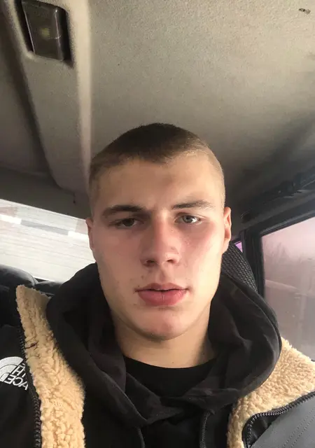 Я Паша, 21, знакомлюсь без обязательств в Орехово-Зуево