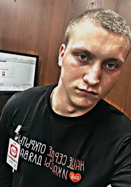 Vladimir из Минеральных Вод, ищу на сайте знакомства на одну ночь