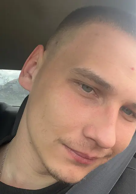 Я Кирилл, 29, из Смоленска, ищу знакомство для общения