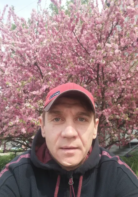 Я Сергей, 37, из Шарыпова, ищу знакомства без обязательств