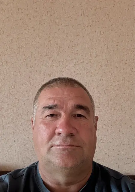 Я Игорь, 54, из Нижневартовска, ищу знакомства без обязательств
