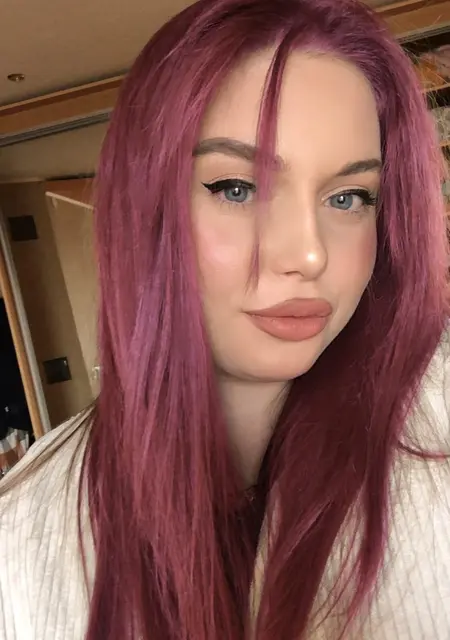 Марина из Ростова-на-Дону, мне 28, познакомлюсь для вирта