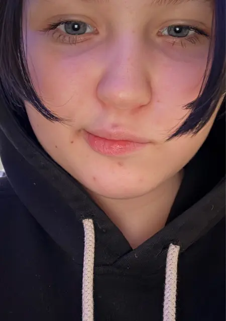 Евгения из Сургута, мне 19, познакомлюсь для вирта