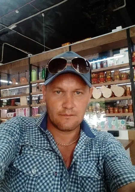 Я Александр, 43, из Спасска-Дальнего, ищу знакомства без обязательств