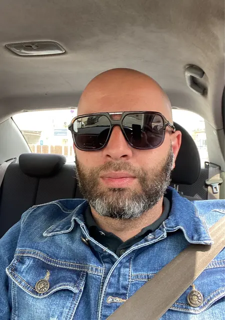 Я Давид, 40, знакомлюсь для приятного времяпровождения в Сергиевом Посаде