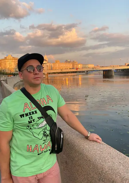 Я Артём, 36, знакомлюсь без обязательств в Иванове