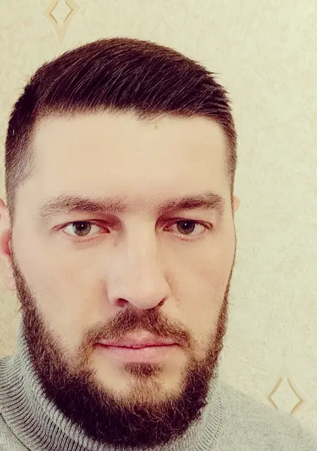 Сергей из Кривого Рога, мне 42, познакомлюсь на одну ночь