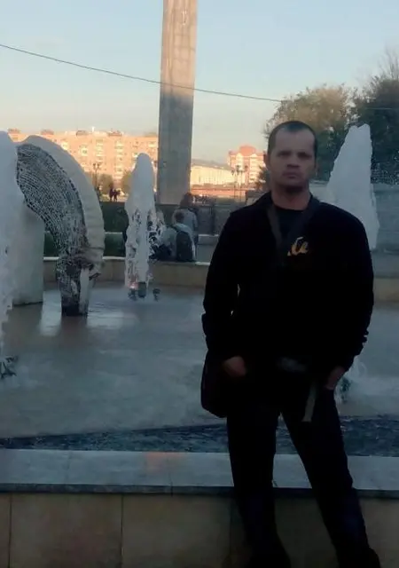 Андрей из Пушкина, мне 42, познакомлюсь для постоянных отношений