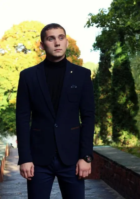 Я Антон, 31, из Курска, ищу знакомство для совместных путешествий