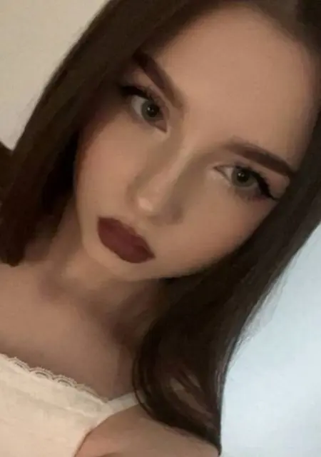 Я Любимая, 19, из Нижнего Новгорода, ищу знакомства без обязательств