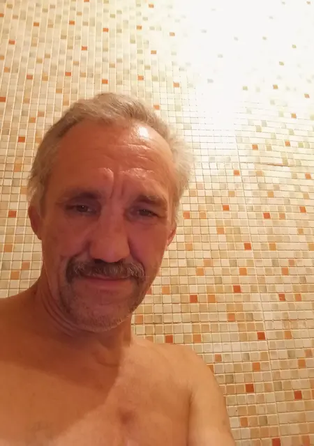 Алексей из Казани, ищу на сайте знакомства на одну ночь