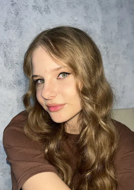 Veronika из Зернограда, ищу на сайте знакомства без обязательств