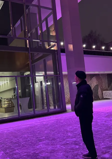 Я Макс, 20, знакомлюсь на одну ночь в Казани