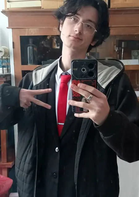 Я Линк, 18, из Новороссийска, ищу знакомства без обязательств