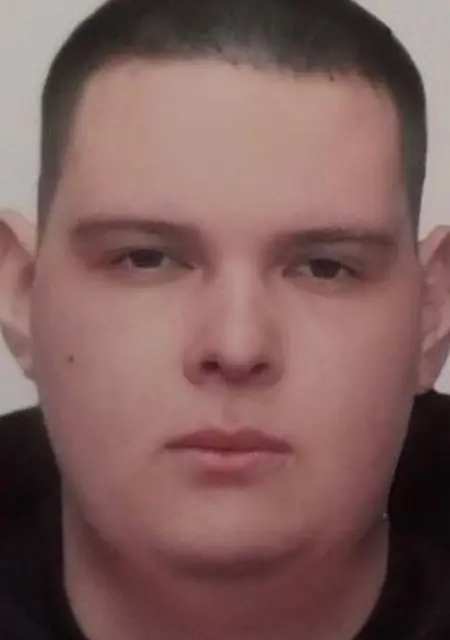 Дмитрий из Новосибирска, мне 21, познакомлюсь для постоянных отношений