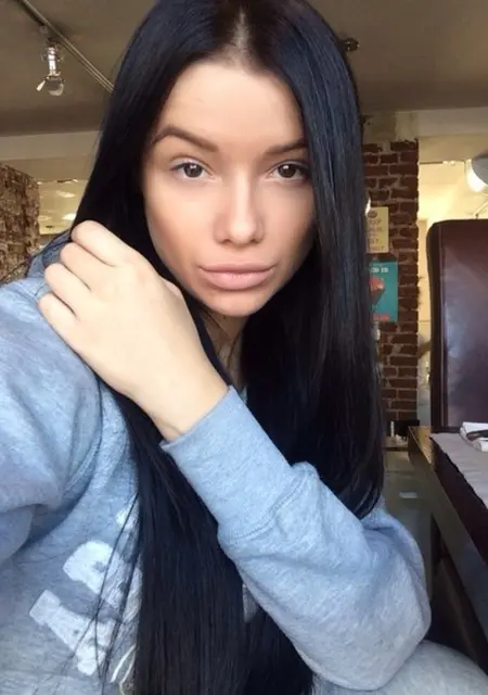 Азалия из Иванова, мне 29, познакомлюсь на одну ночь