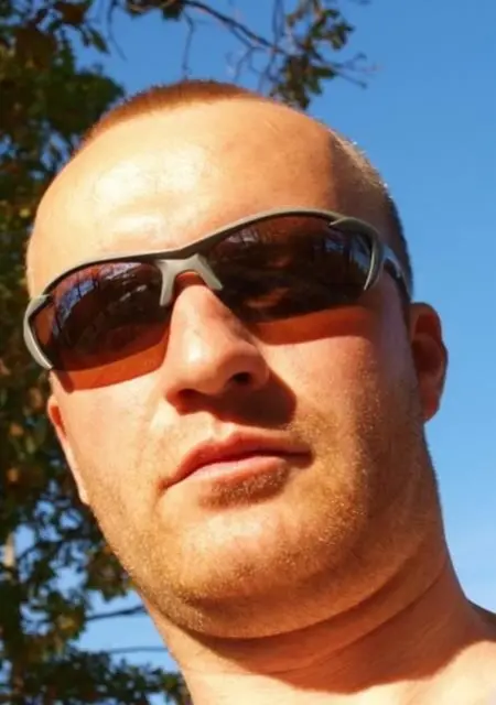 Я Алекс, 45, из Ставрополя, ищу знакомства на одну ночь