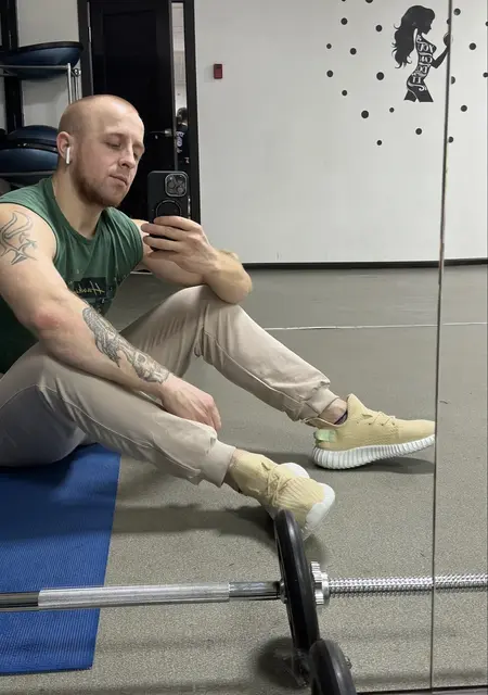 Я Andrei, 31, знакомлюсь для открытые отношения в Павловском Посаде