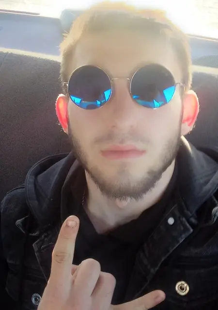 Алексей из Черкесска, мне 22, познакомлюсь без обязательств