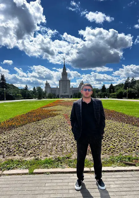 Я Tristan, 29, из Сочи, ищу знакомства без обязательств