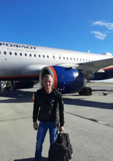 Роман из Сальска, мне 44, познакомлюсь на одну ночь