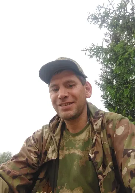 Я Павел, 45, из Луховиц, ищу знакомство для приятного времяпровождения