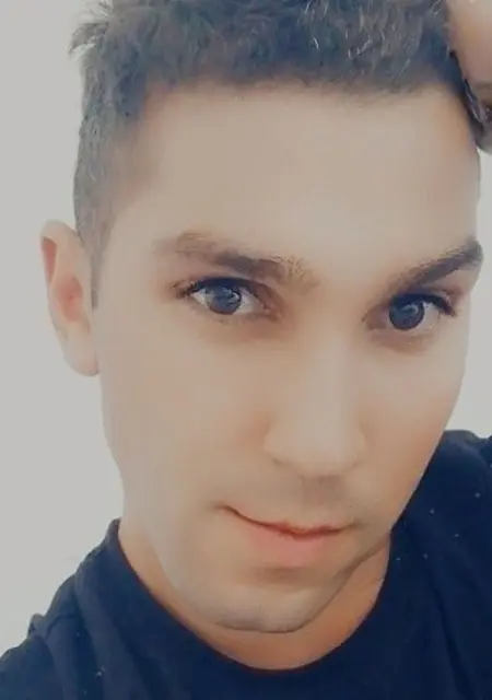 Я Furkan, 21, знакомлюсь в Стамбуле