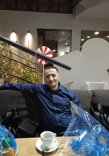 Я Егор, 43, из Екатеринбурга, ищу знакомство для постоянных отношений