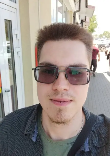 Глеб из Тольятти, мне 21, познакомлюсь для дружбы
