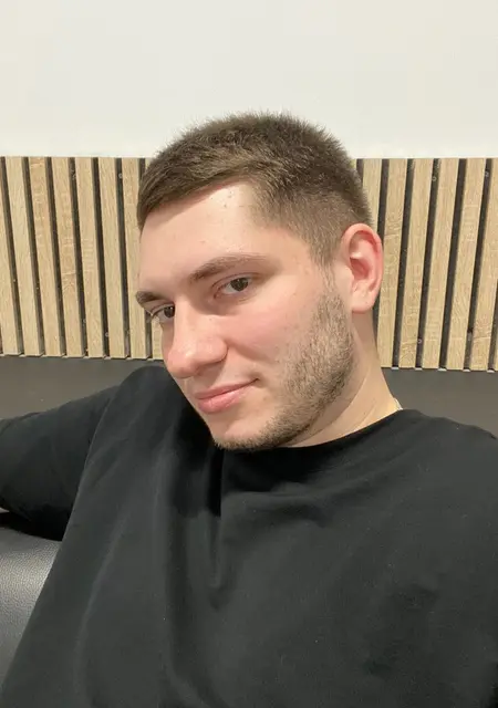 Даниил из Екатеринбурга, ищу на сайте знакомства без обязательств