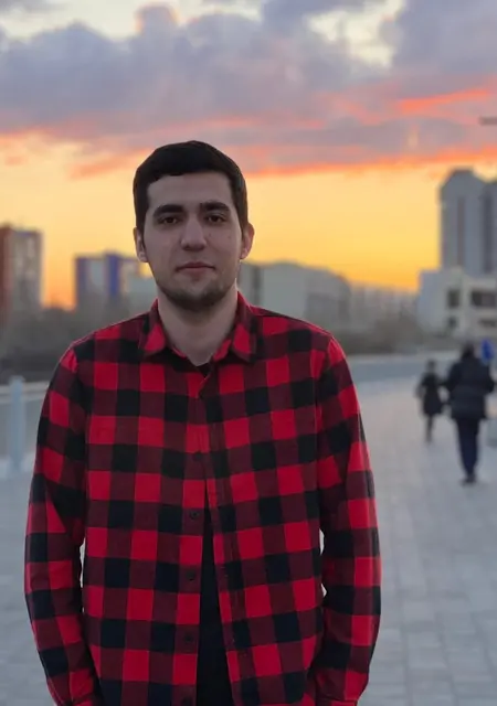 Эдуард из Омска, мне 25, познакомлюсь на одну ночь