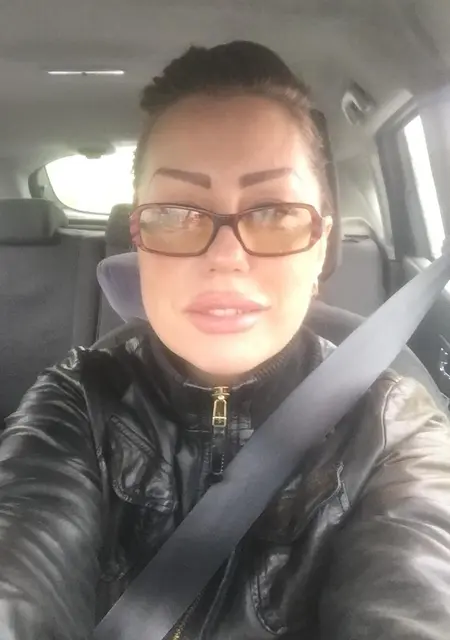 Катюша из Санкт-Петербурга, мне 47, познакомлюсь для приятного времяпровождения