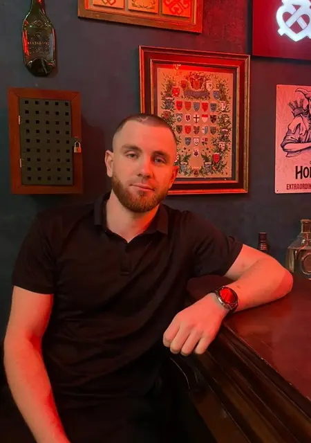 Владислав из Ростова-на-Дону, мне 35, познакомлюсь для дружбы