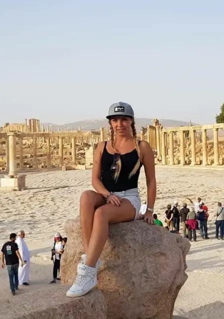 Lina з Луцьк, мені 33 років, познайомлюсь для спільні подорожі