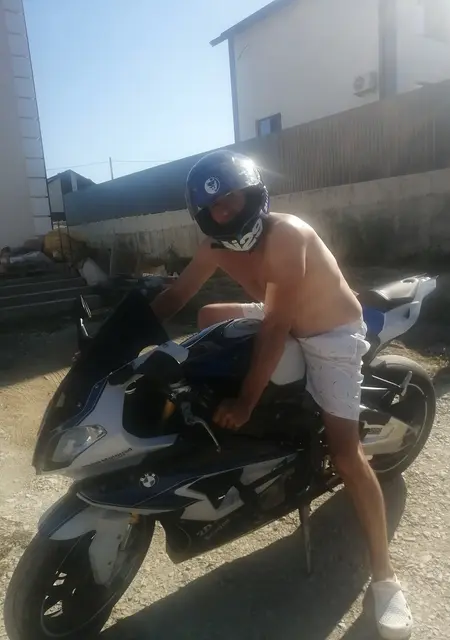 Олег из Новороссийска, мне 45, познакомлюсь на одну ночь