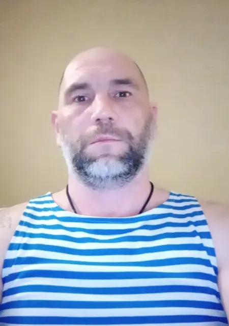 Я Макс, 43, из Ульяновска, ищу знакомства на одну ночь